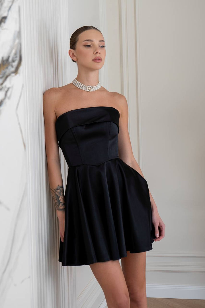 Black mini dress "Fold strapless"